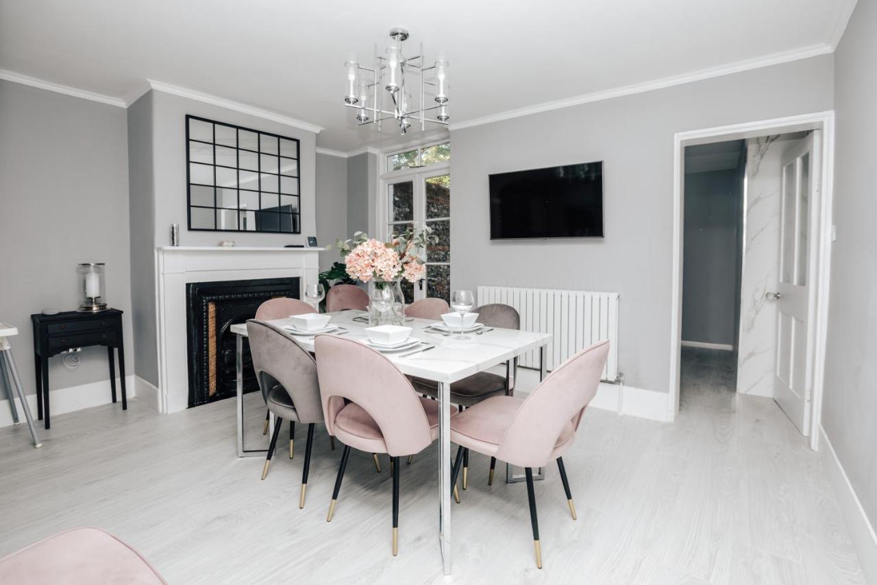 The Mulberry Villa Henley-on-Thames ภายนอก รูปภาพ