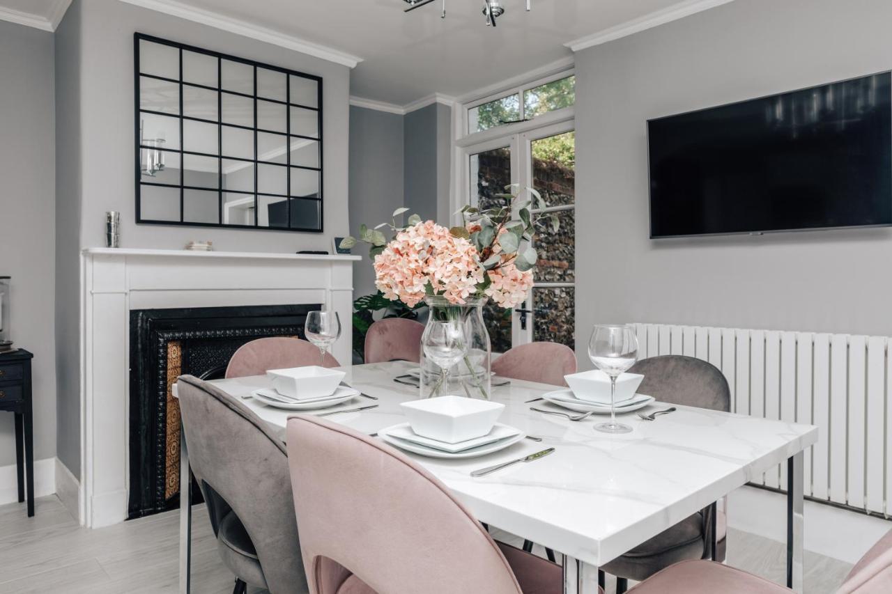The Mulberry Villa Henley-on-Thames ภายนอก รูปภาพ