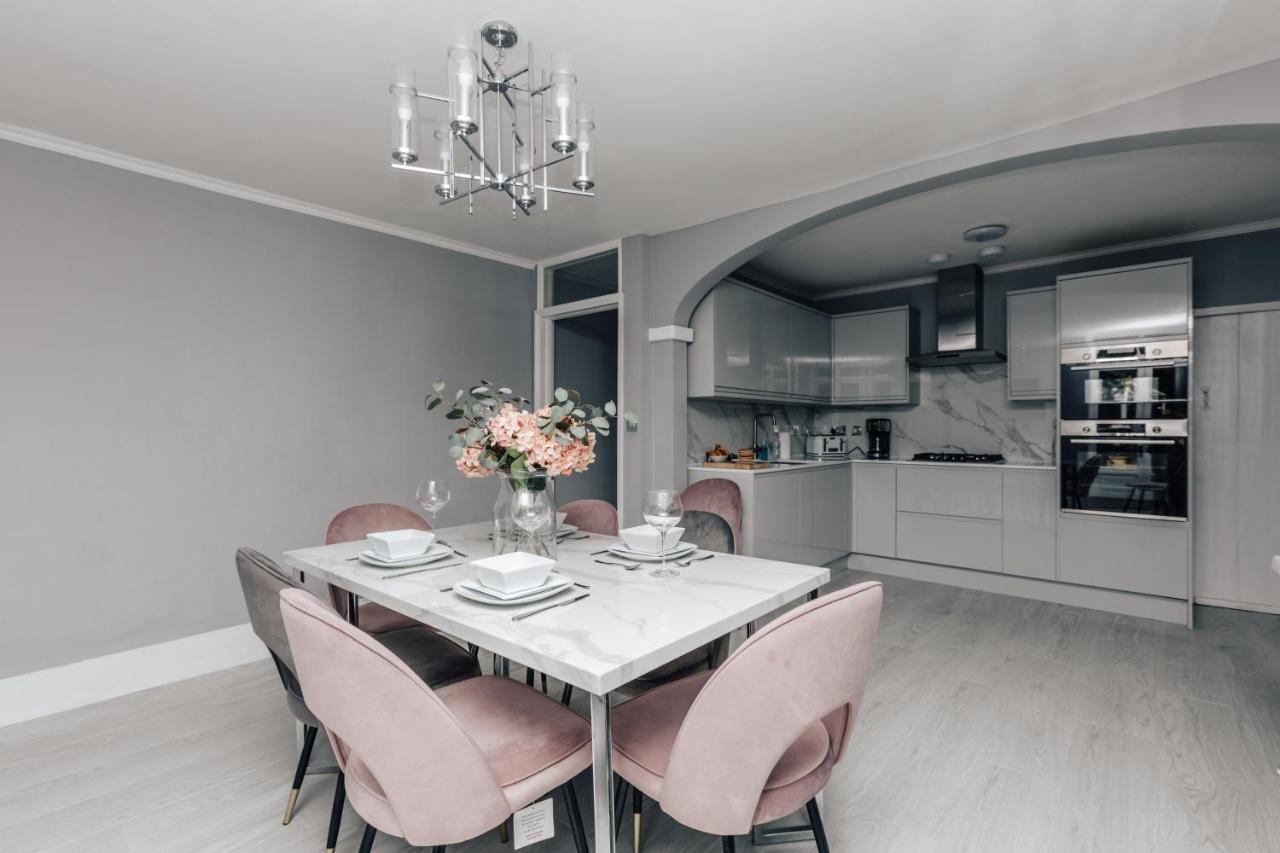 The Mulberry Villa Henley-on-Thames ภายนอก รูปภาพ