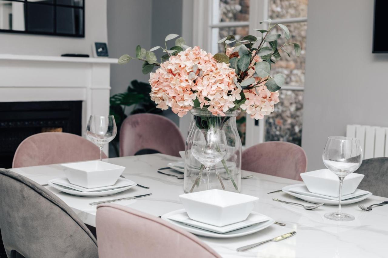 The Mulberry Villa Henley-on-Thames ภายนอก รูปภาพ
