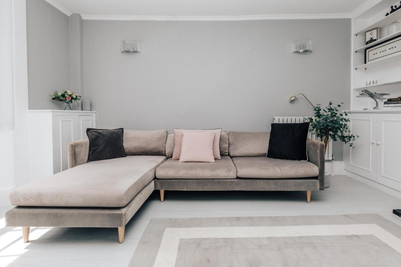 The Mulberry Villa Henley-on-Thames ภายนอก รูปภาพ